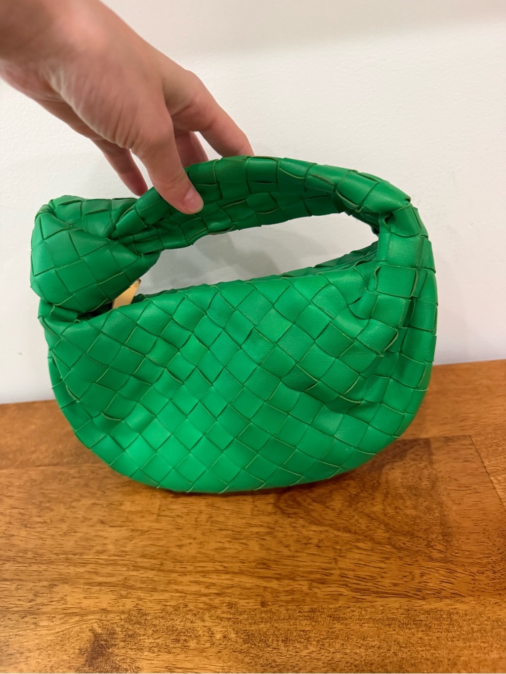 Bottega Veneta green mini Jodie - Picture 2 of 4